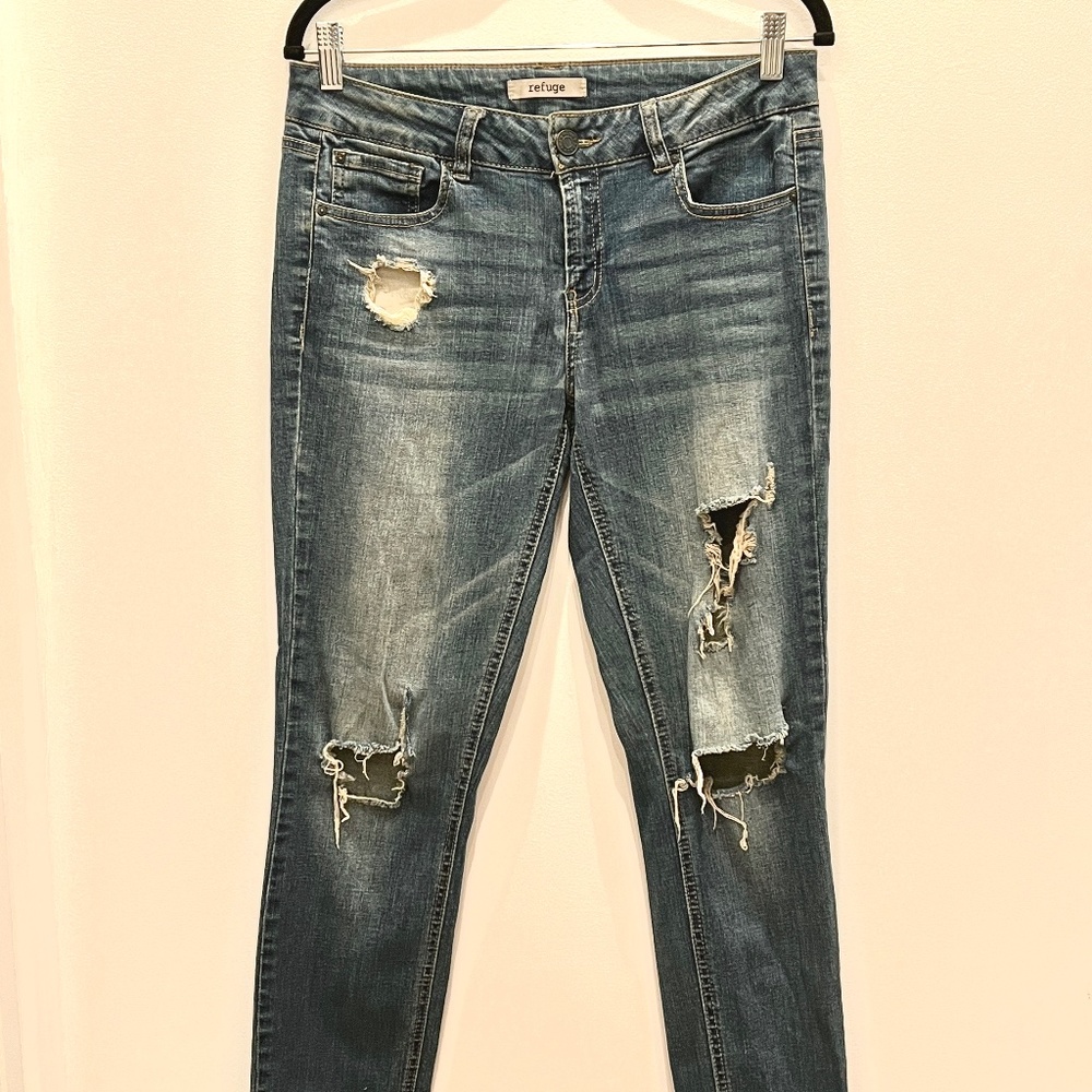 Distressed Relax Fit Boyfriend Jeans